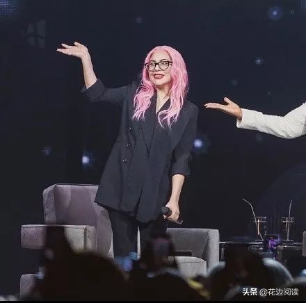 她19岁被性侵，抑郁崩溃。她说：理解痛苦，更能帮助别人