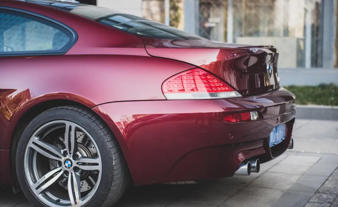 你以为宝马都是一个样的车吗,如果宝马也有超跑会是什么样