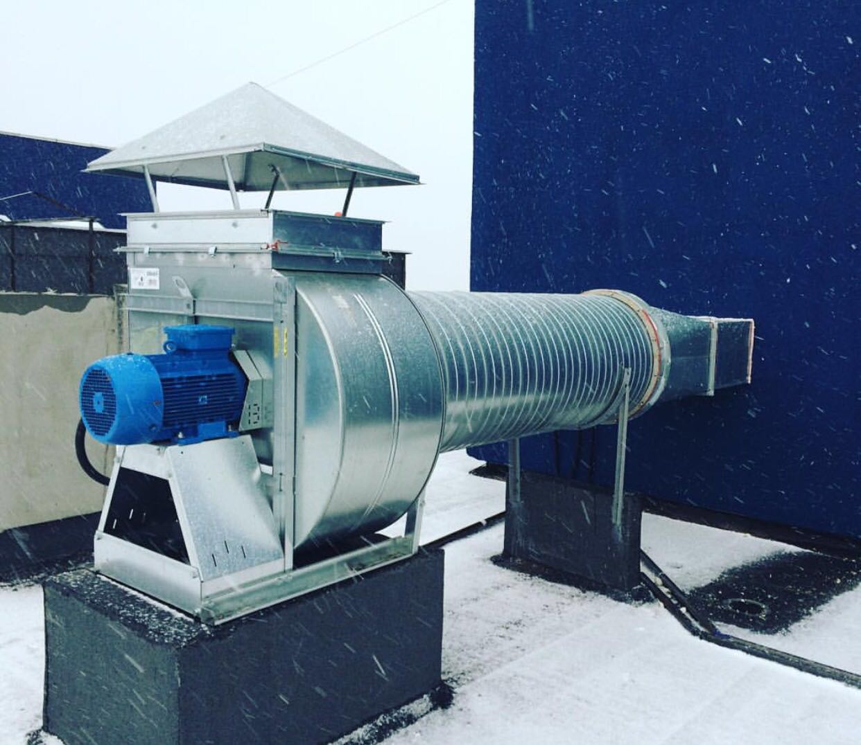 商用抽油烟机离心风机怎么安装,排油烟离心风机怎么安装