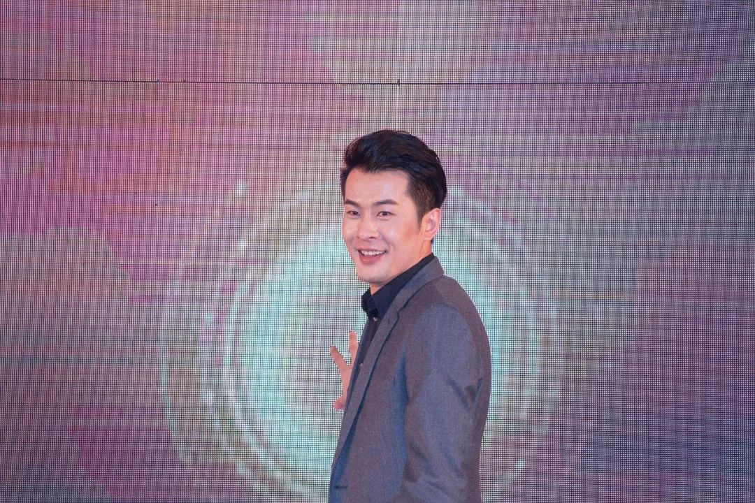 辛巴翻车现场,辛巴徒弟卖货翻车录像