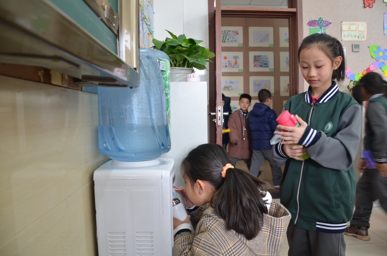 护航开学季严守校园食品安全,护航开学严查学校食堂安全