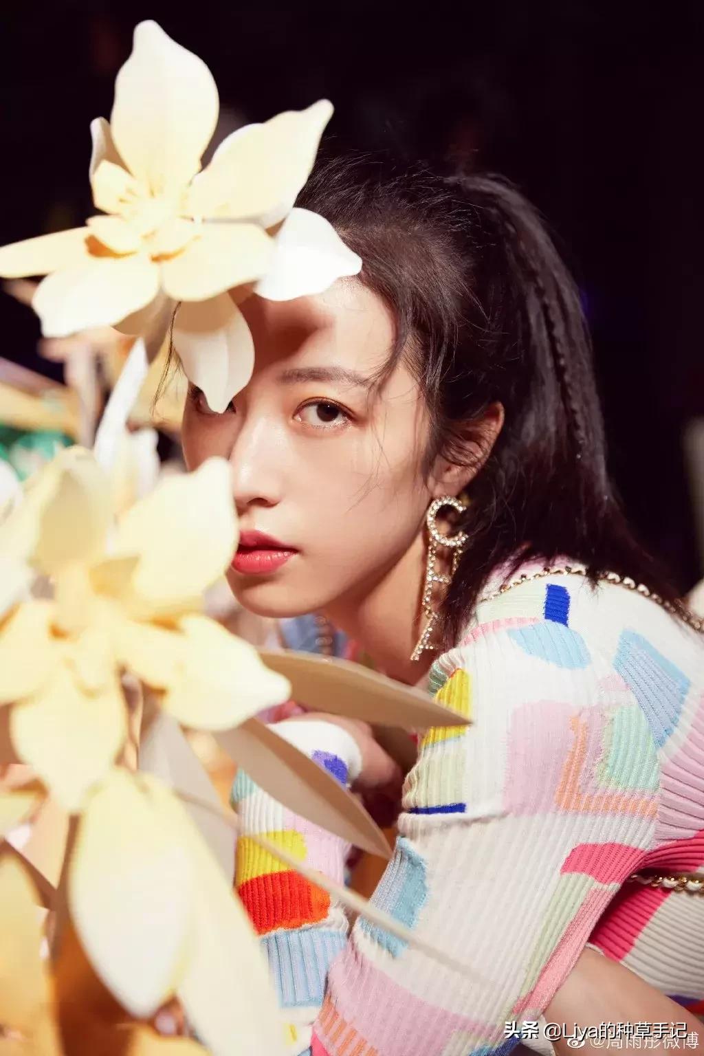 你是上镜脸吗,长脸女生适合怎么拍照