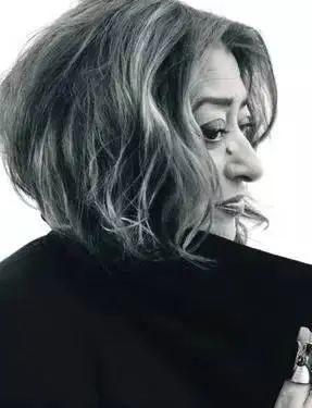 “世界有360度，我们为什么只坚持一个方向？”