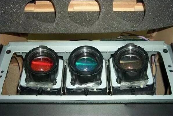 bb机大哥大原版,为啥当年有大哥大还要个bb机