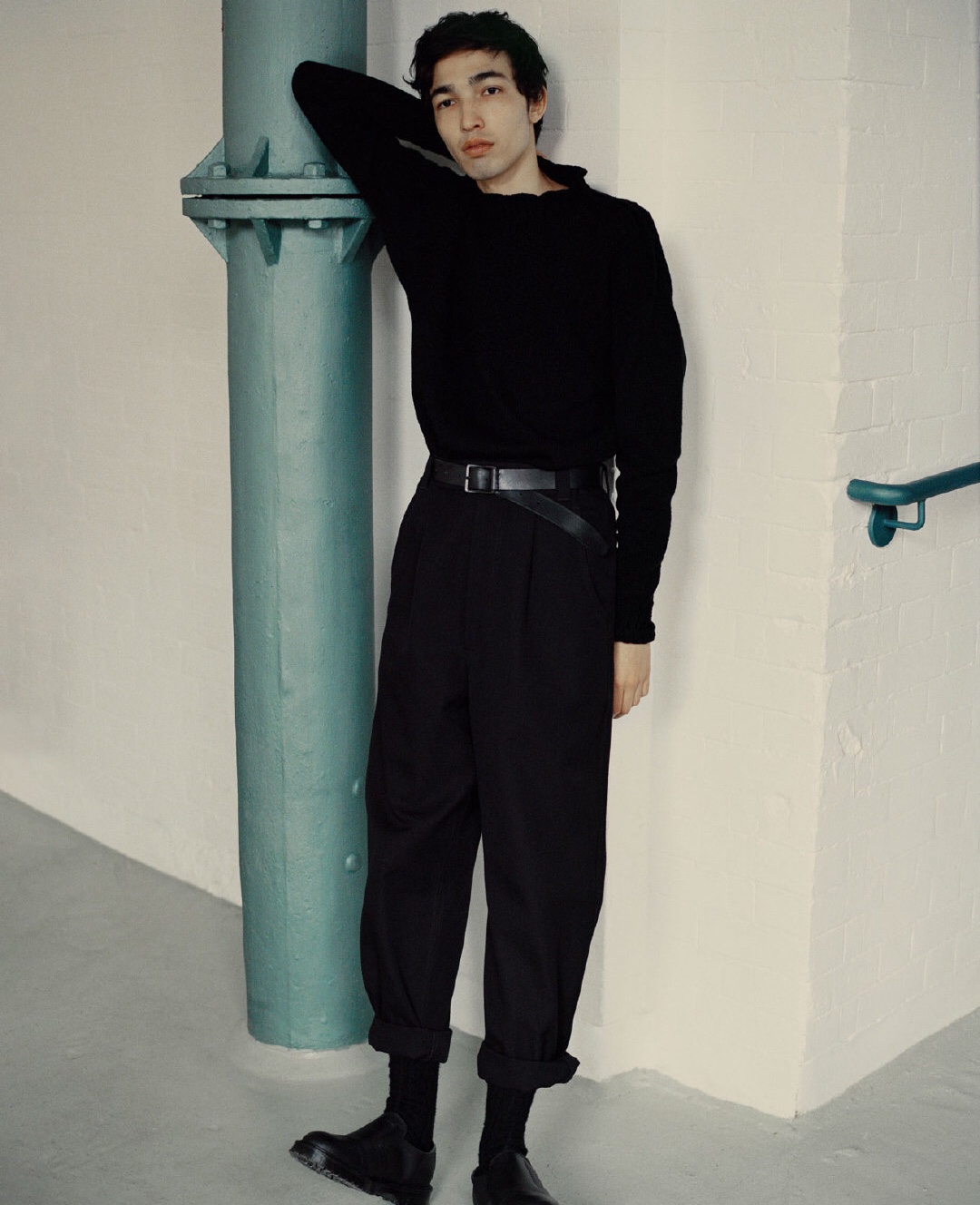 完美通勤穿搭｜18个性冷淡风极简主义品牌