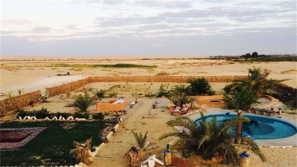 沙漠之中最大的十个绿洲,被称为世界沙漠景观中的三大奇迹