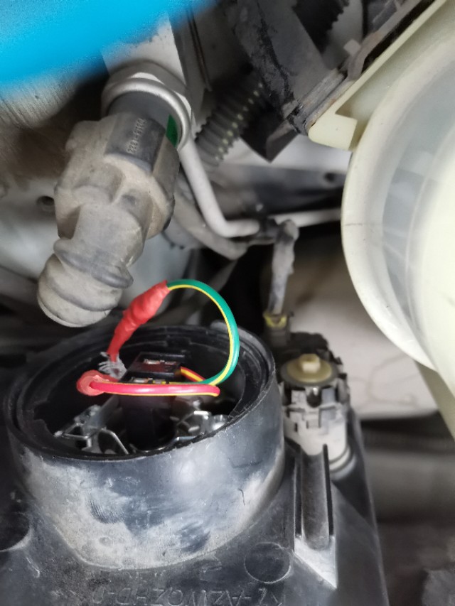 私家车近光灯不亮了,自购配件,自己动手维修,网购配件成本17元