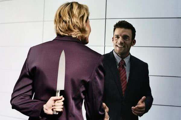 同事要跟我换工作岗位,同事要和我换位置我不想换