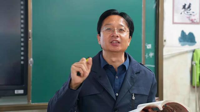 感动支教老师视频,感动无数人的支教老师