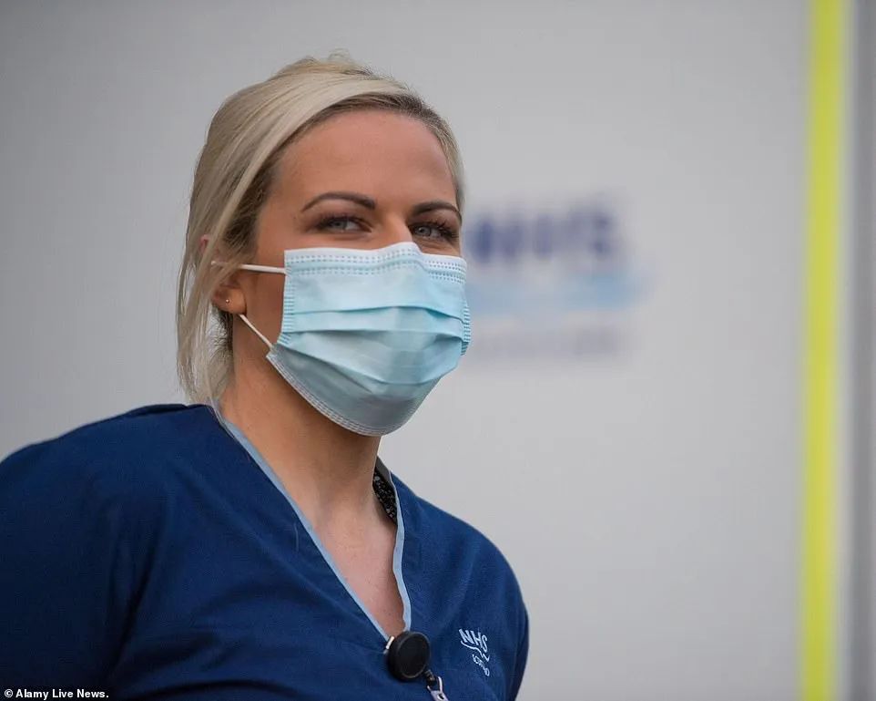 4000件抗疫应急物资抵达,800万元抗疫物资驰援