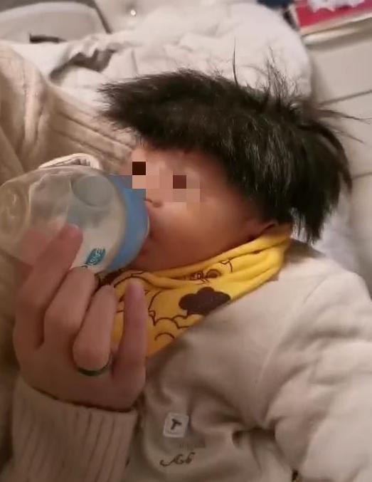 儿童锡纸烫最火,锡纸烫发根长出来会越来越好看