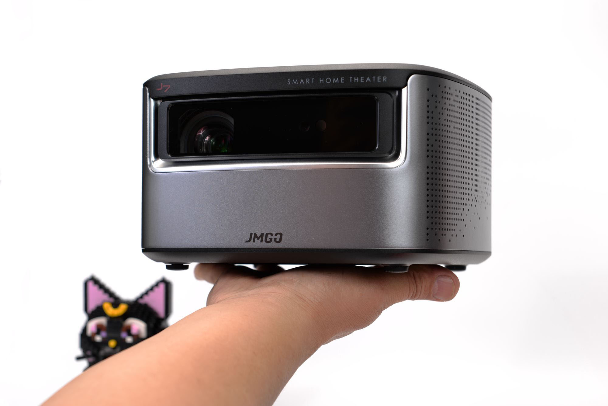 激光投影仪适合用白幕还是灰幕,2000流明投影仪适合白幕还是灰幕