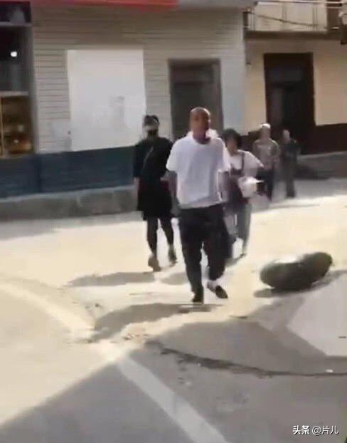 马伊琍剪光头片段,马伊琍光头电视剧