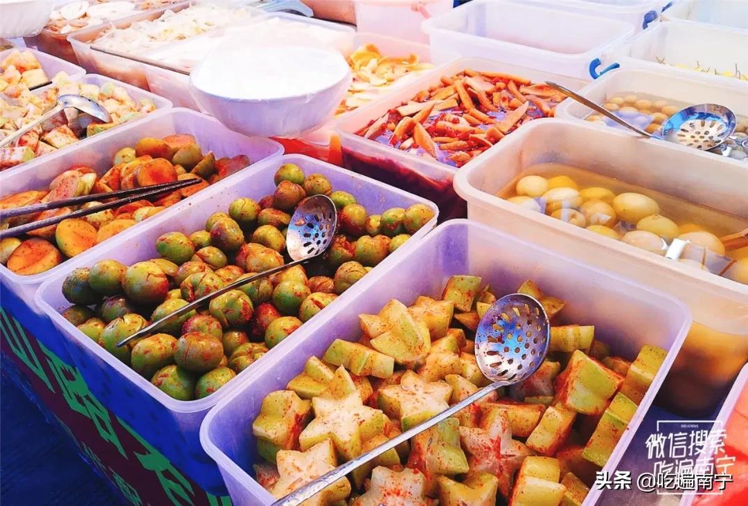 南宁路边夜市美食排行榜,南宁深夜路边摊鲜肉粉