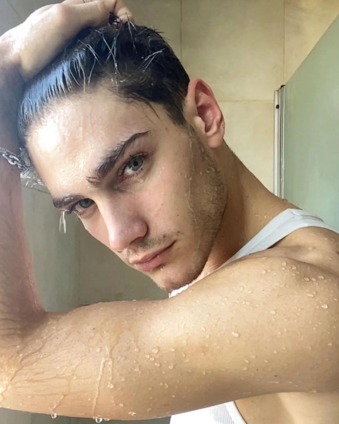 很有潜力的男生,很有潜质的小帅