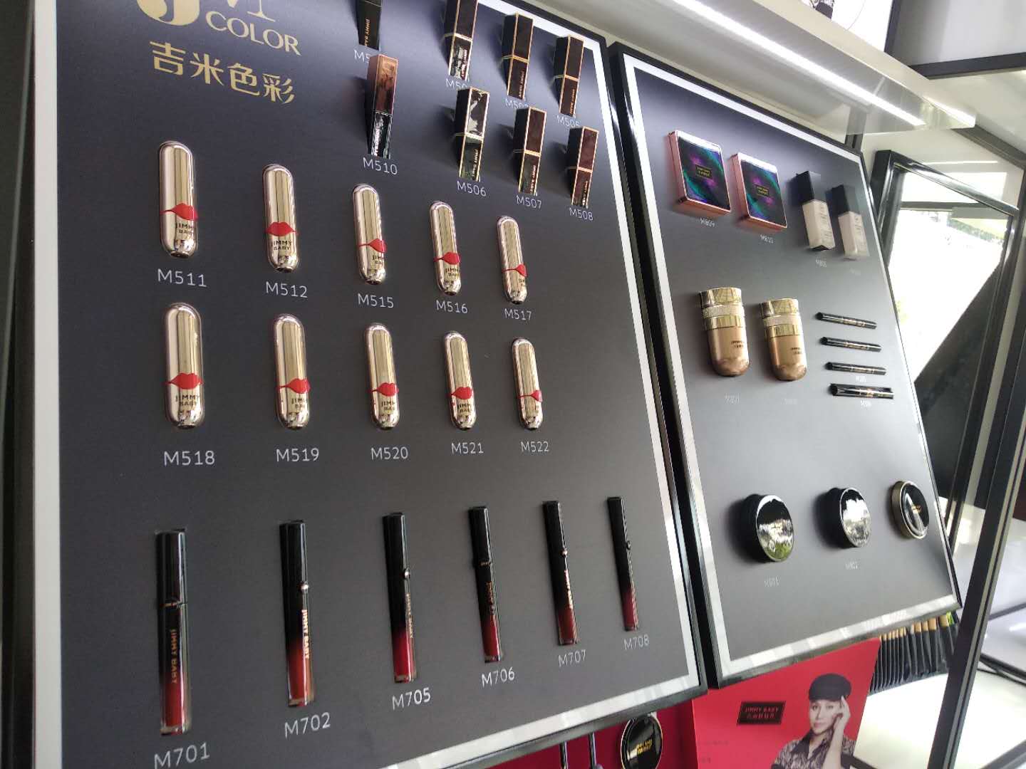 怎么化妆不脱妆起皮,怎么化妆不脱妆斑驳