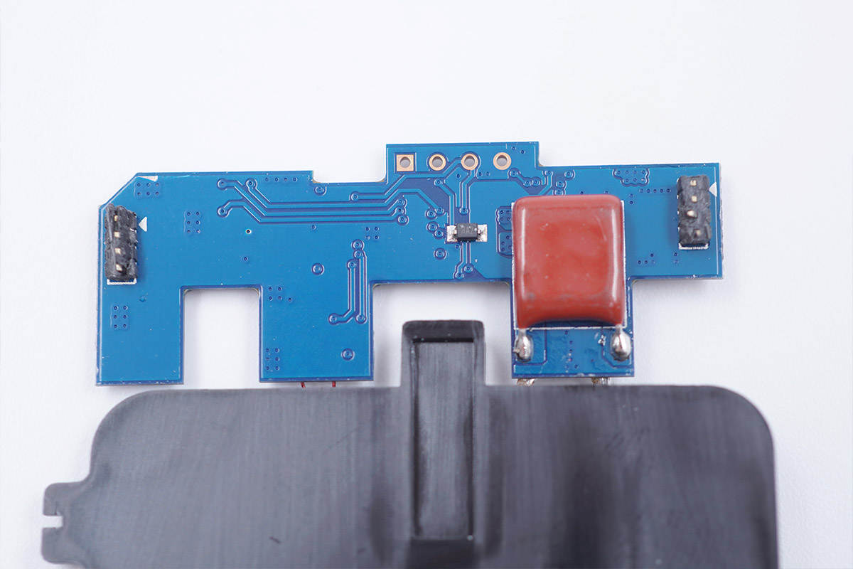 贝尔金磁吸充电宝二代拆解,贝尔金2018无线充电宝测评