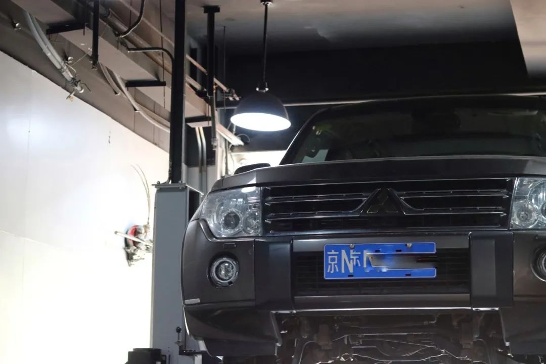 老车翻新修复三菱帕杰罗v97,帕杰罗v97整车整备翻新长视频