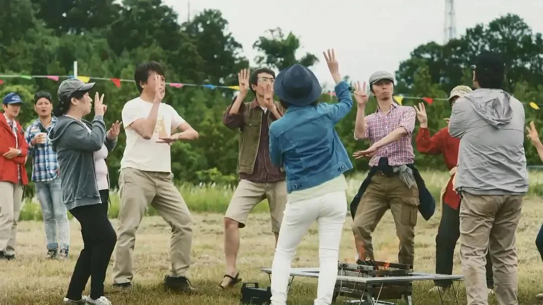 利用休息日去团建,打工人周末到底要不要团建