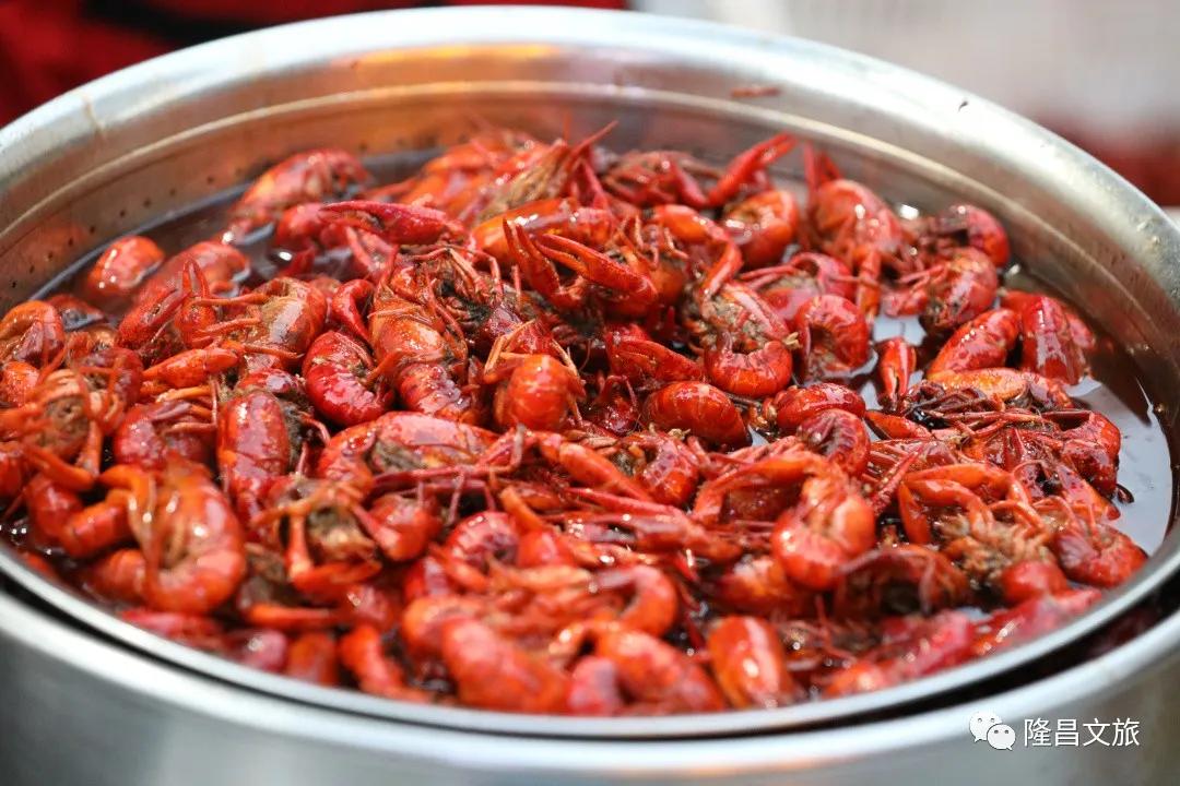 隆昌春光旅游攻略,春光正好多去户外活动