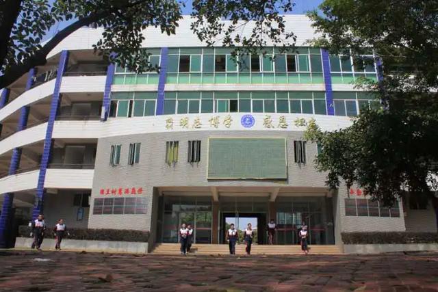 孩子想上重点学校,孩子想上初中名校怎么办