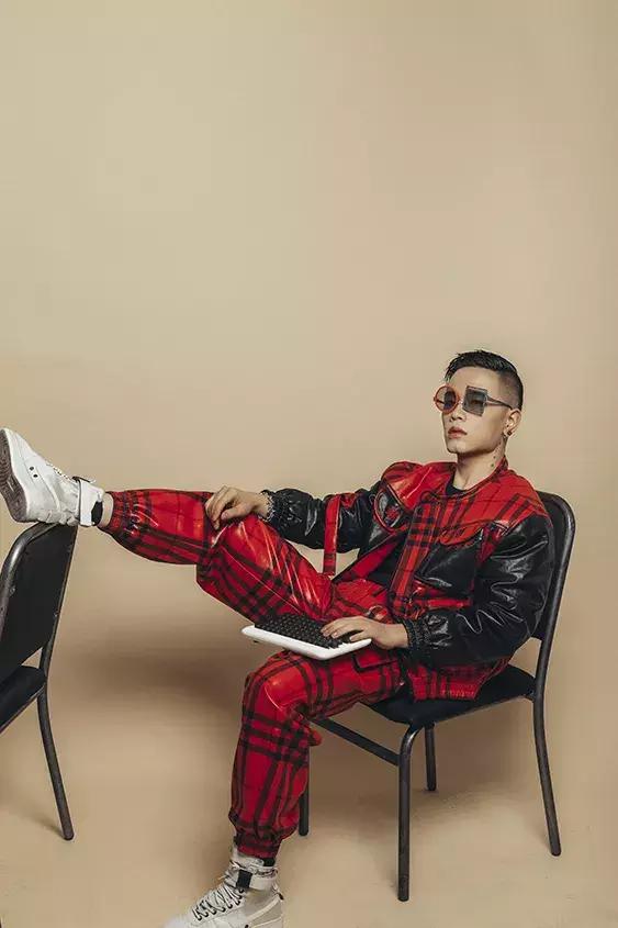 留言送券阿福说AFU我用梦想追着光与时尚星际远航!