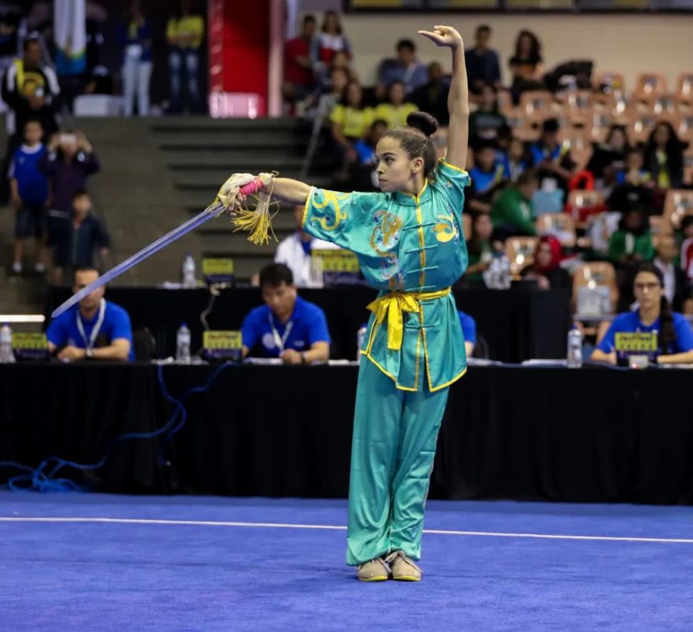 冉冉升起的巴西武术新星：布伦达·波菲里奥·达席尔瓦