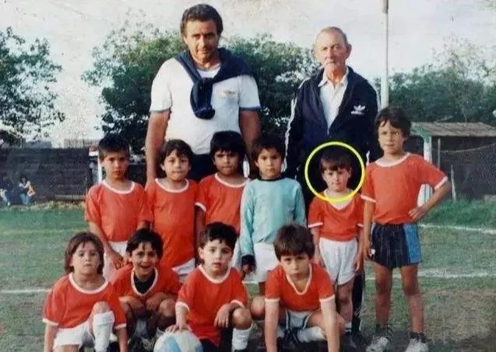 梅西的生长出现缺陷,梅西是不是靠打激素长大的