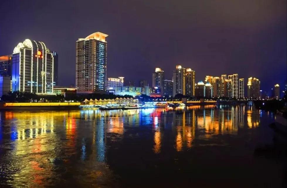 闽江夜游灯光秀,福州闽江夜游