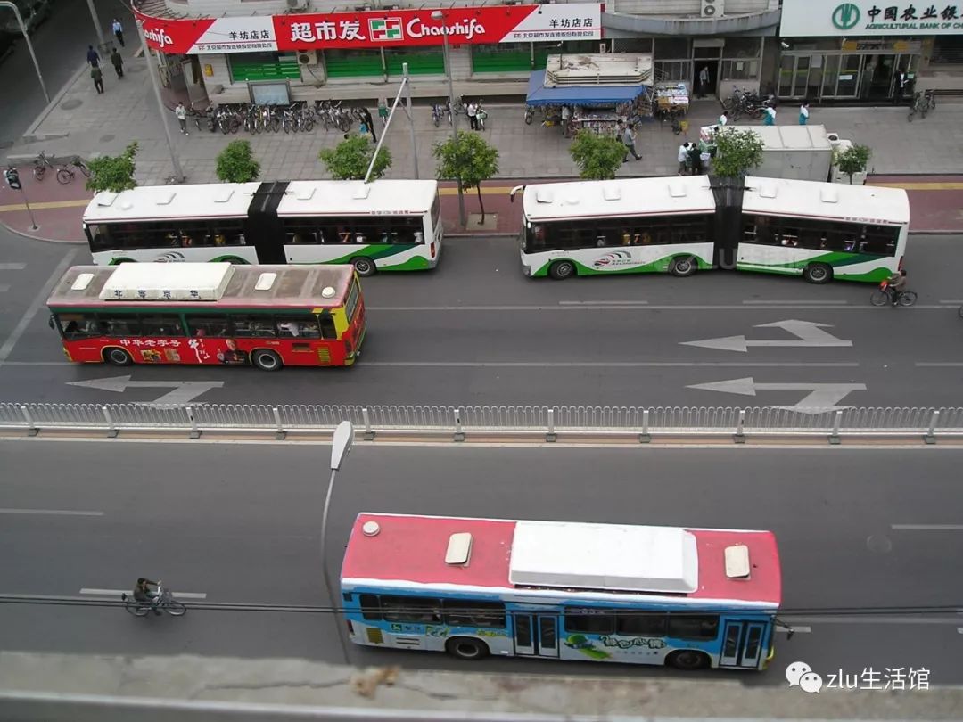 我一下记录了10年北蜂窝路的京华前置大铰接时代