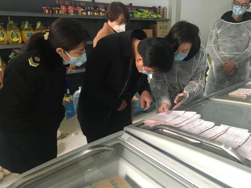 社区工作组助力疫情防控 (社区指导服务组助力疫情防控)