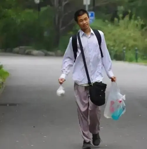 你说天资平常的普通孩子，就无法进入清华北大吗？韦神启示录之三