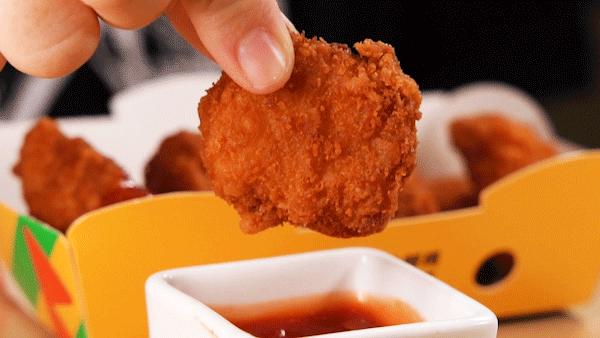 乐凯撒榴莲比萨买一送一只卖两周,乐凯撒爆浆榴莲披萨