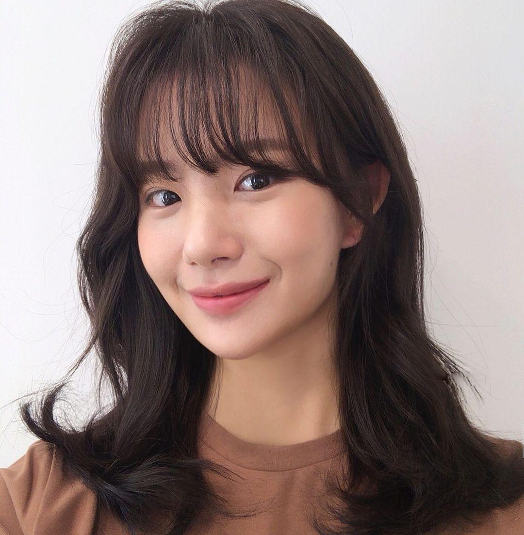 2024年最流行的中长卷发,中长卷发2020流行编发发型