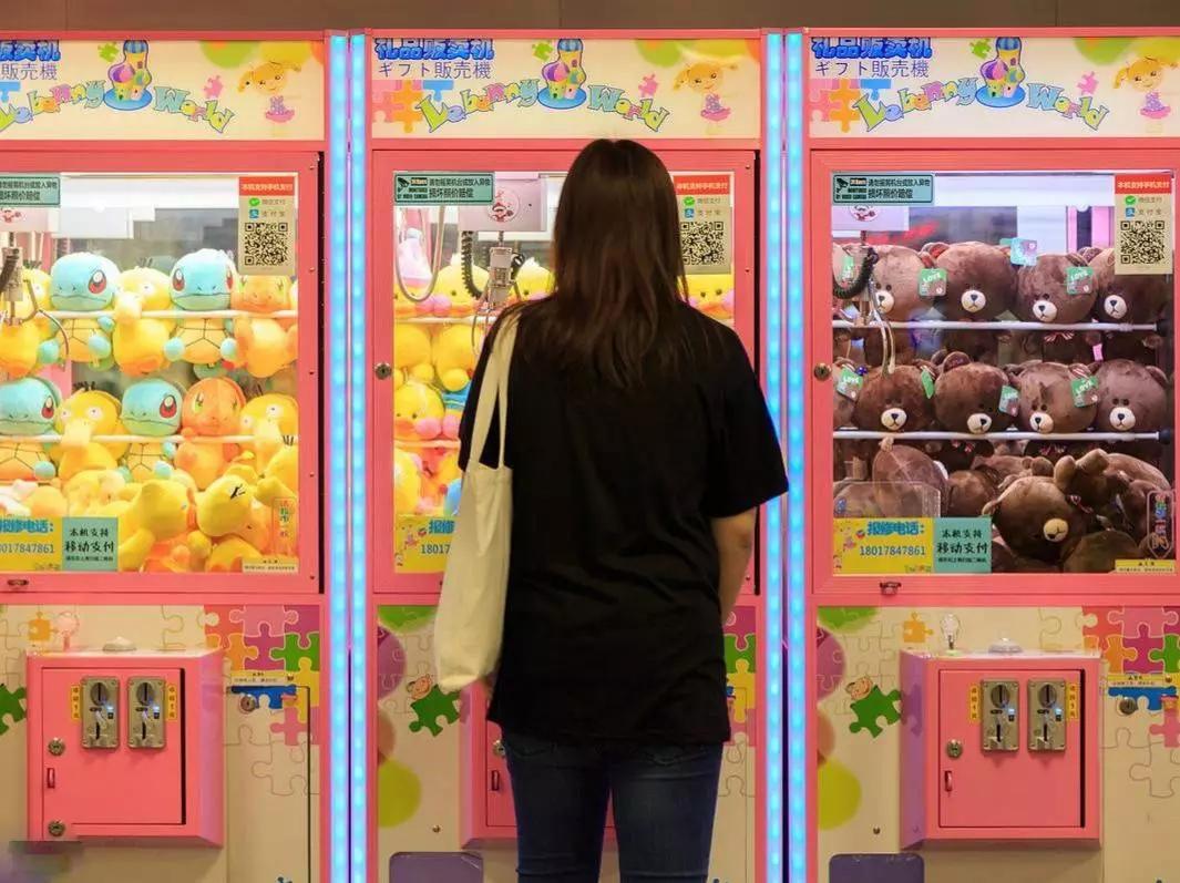 抓娃娃的几个小技巧保证抓得住,靠谱的抓娃娃小技巧