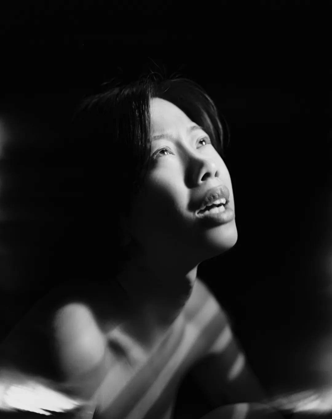 抑郁症女孩照片100张,100个抑郁症女孩