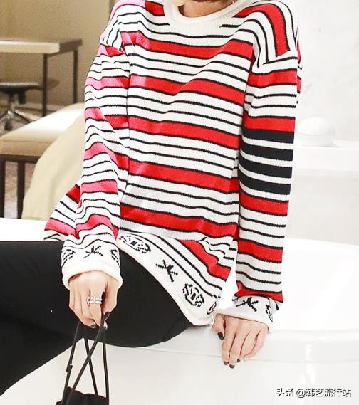 这个季节女穿什么衣服,早春款韩系温柔风蝴蝶结针织毛衣