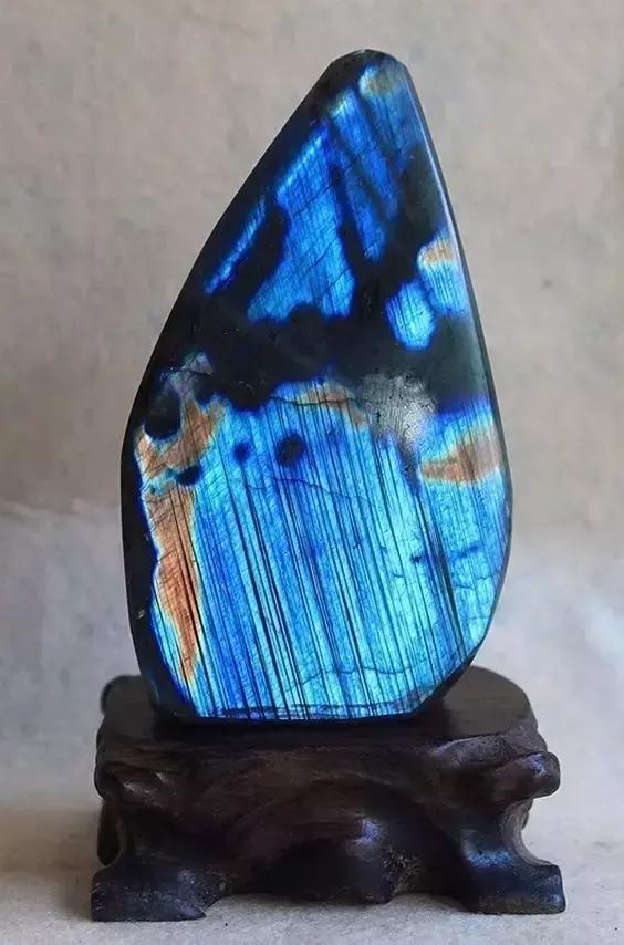 全球最大宝石原石,全球最大的珍贵宝石