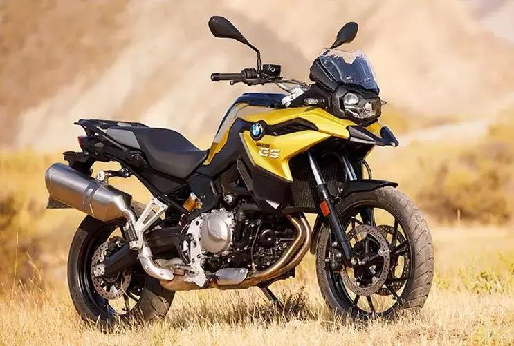 目前最适合新手入门的几款摩托车,十大入门低排量摩托车