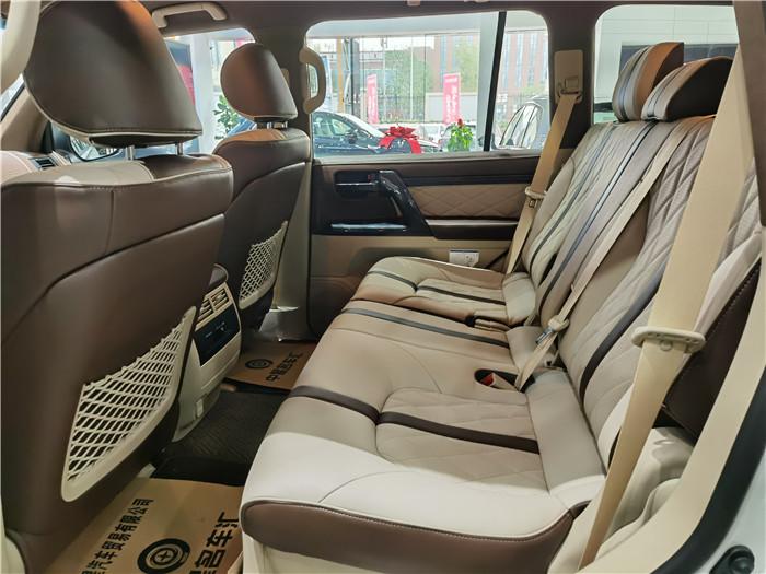 丰田兰德酷路泽4000驾驶感受,酷路泽4000和霸道4000驾驶感受