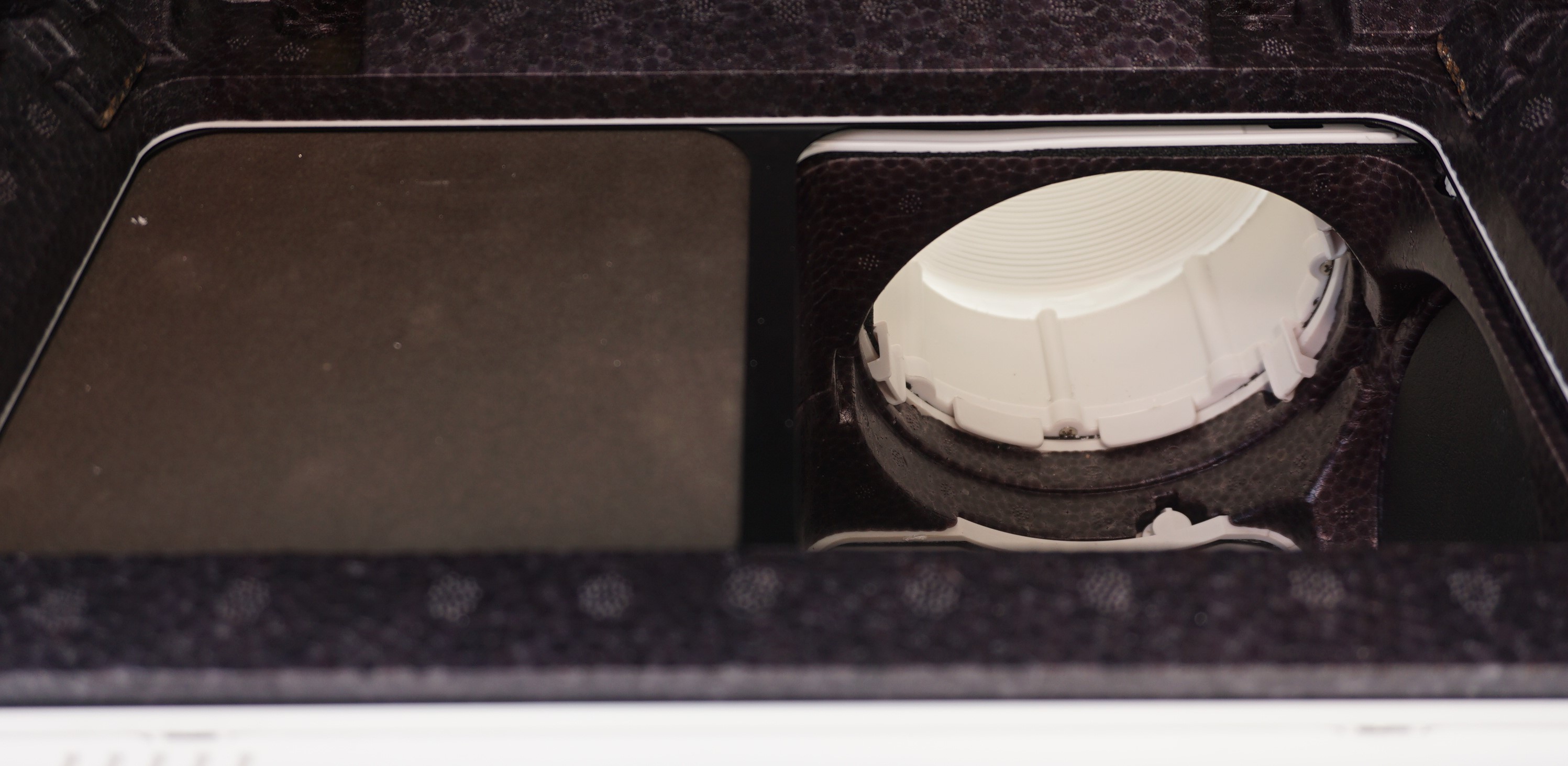 艾泊斯空气净化器和新风系统,去甲醛新风壁挂净化器