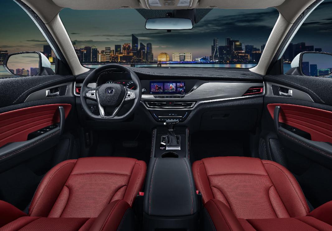 长安cs35plus1.6自动,长安cs35plus蓝鲸版1.6t测评