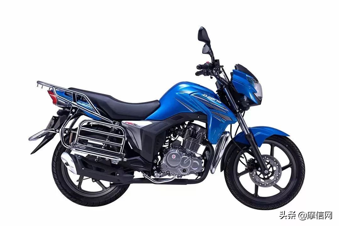 钱江摩托新品上市发布会强势登陆四川