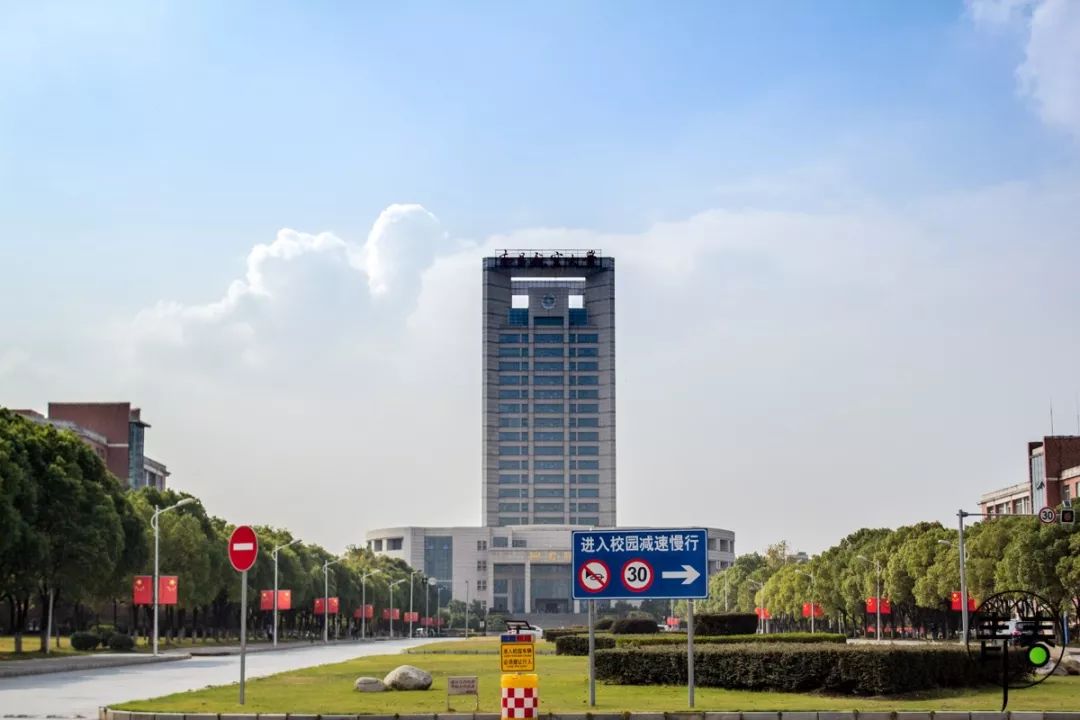 233路尽头的南昌航空大学,承包你的四年青春!