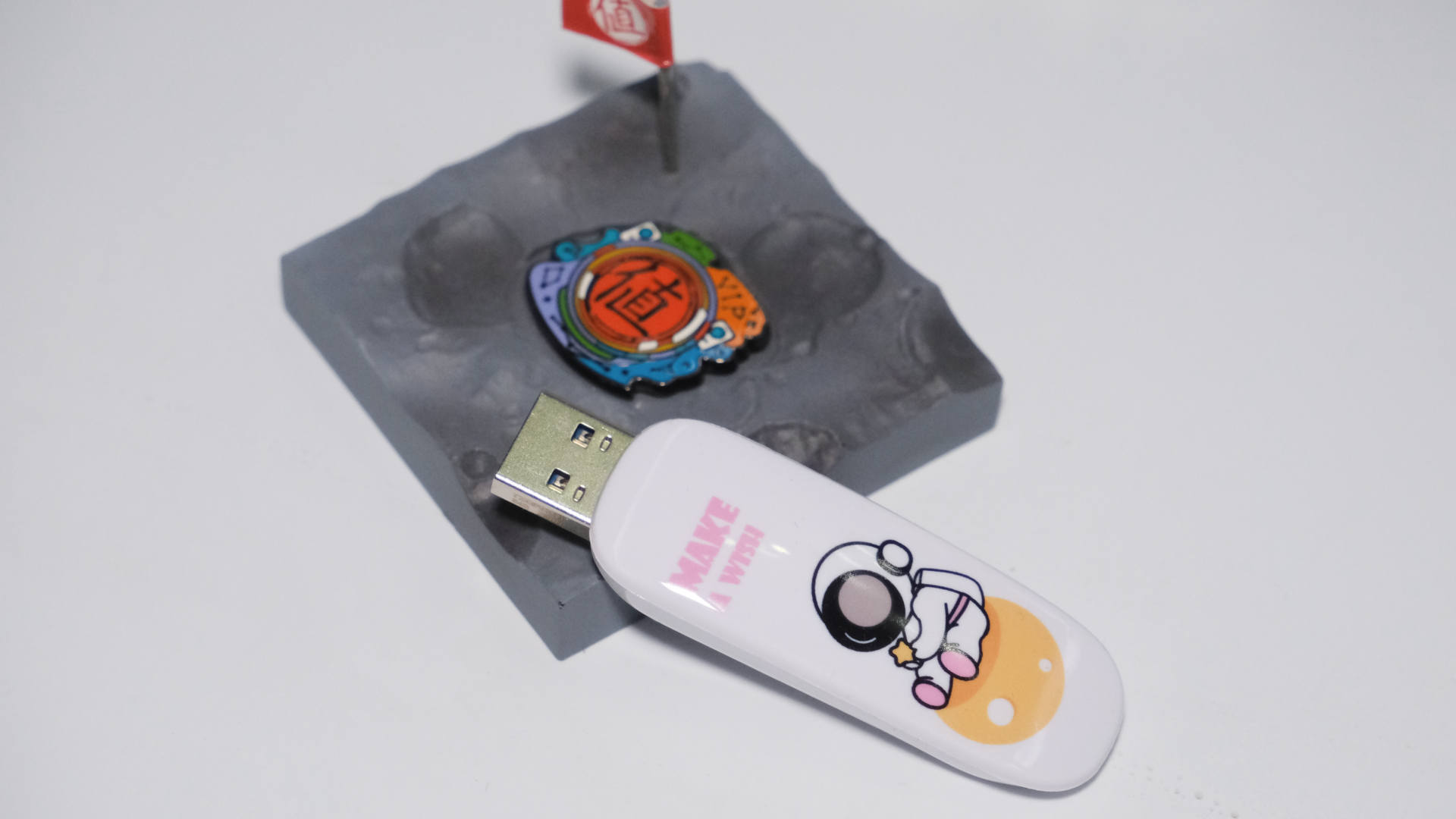 台电大白宇航员系列u盘怎么样,台电u盘实用评测