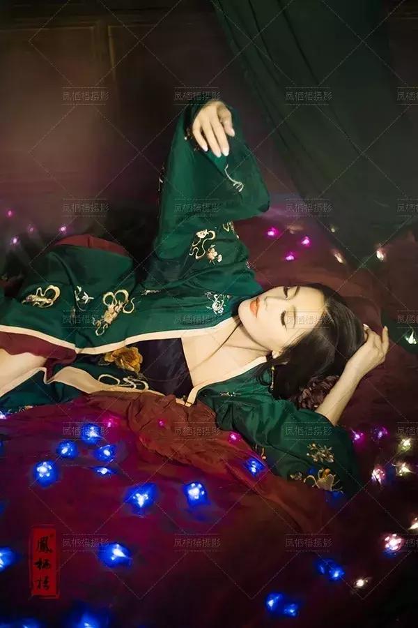 凤栖梧古风摄影凤凰古城,凤栖梧复古摄影玉门关