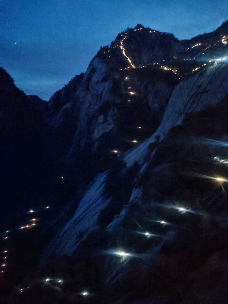 华山二日游登山攻略路线图,陕西自由行夜爬华山