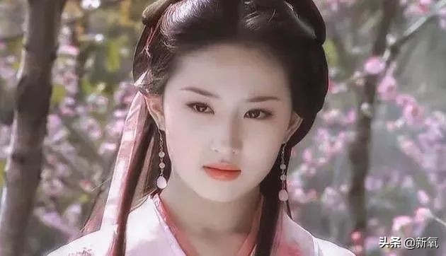 美妆博主跟毛戈平学化妆,逆天化妆术欧美妆毛戈平