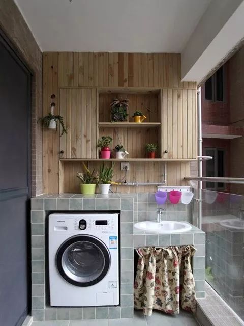 阳台窗户缝隙灰尘怎么处理,阳台灰尘太大怎么打扫