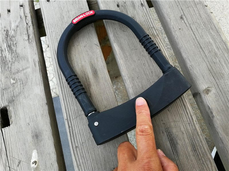 u型智能锁抗暴力测试,智能锁安全测评